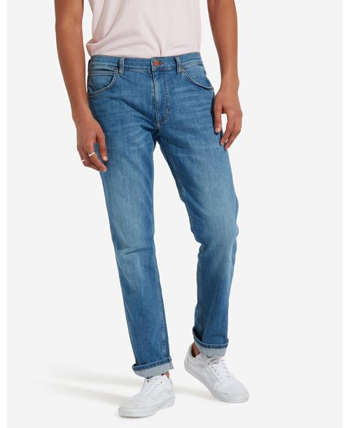 Pánské rifle WRANGLER Greensboro Light Shore W15QQA24W